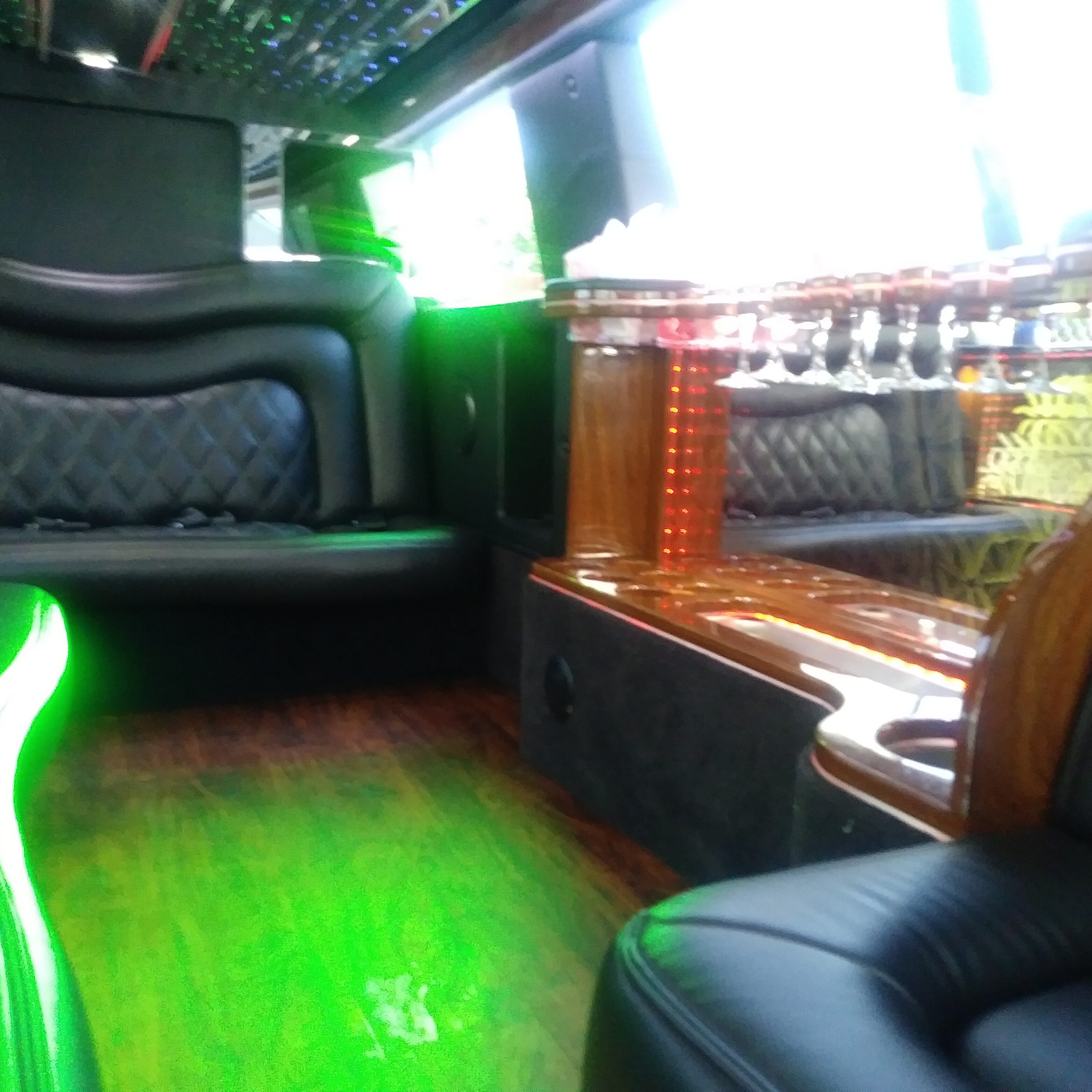 Call Newark Limo 6-2019 212
